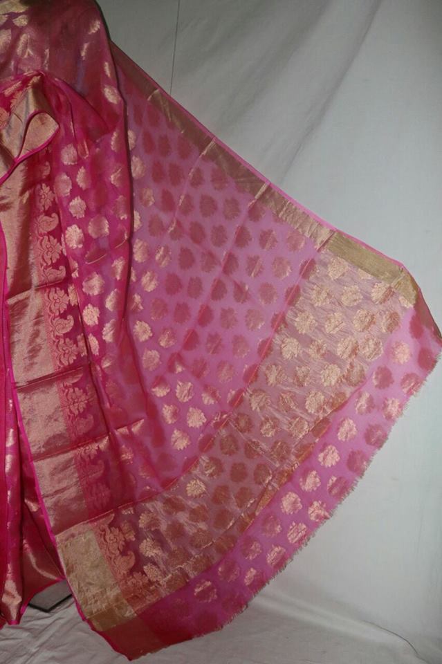 PINK SHADED SILK KOTA SAREE WITH SELF WEAVED DESIGN.