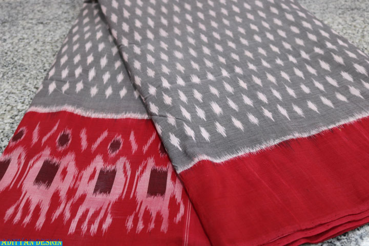 RED/GREY POCHAMPALLI IKKAT PURE COTTON HANDLOOM SAREE.