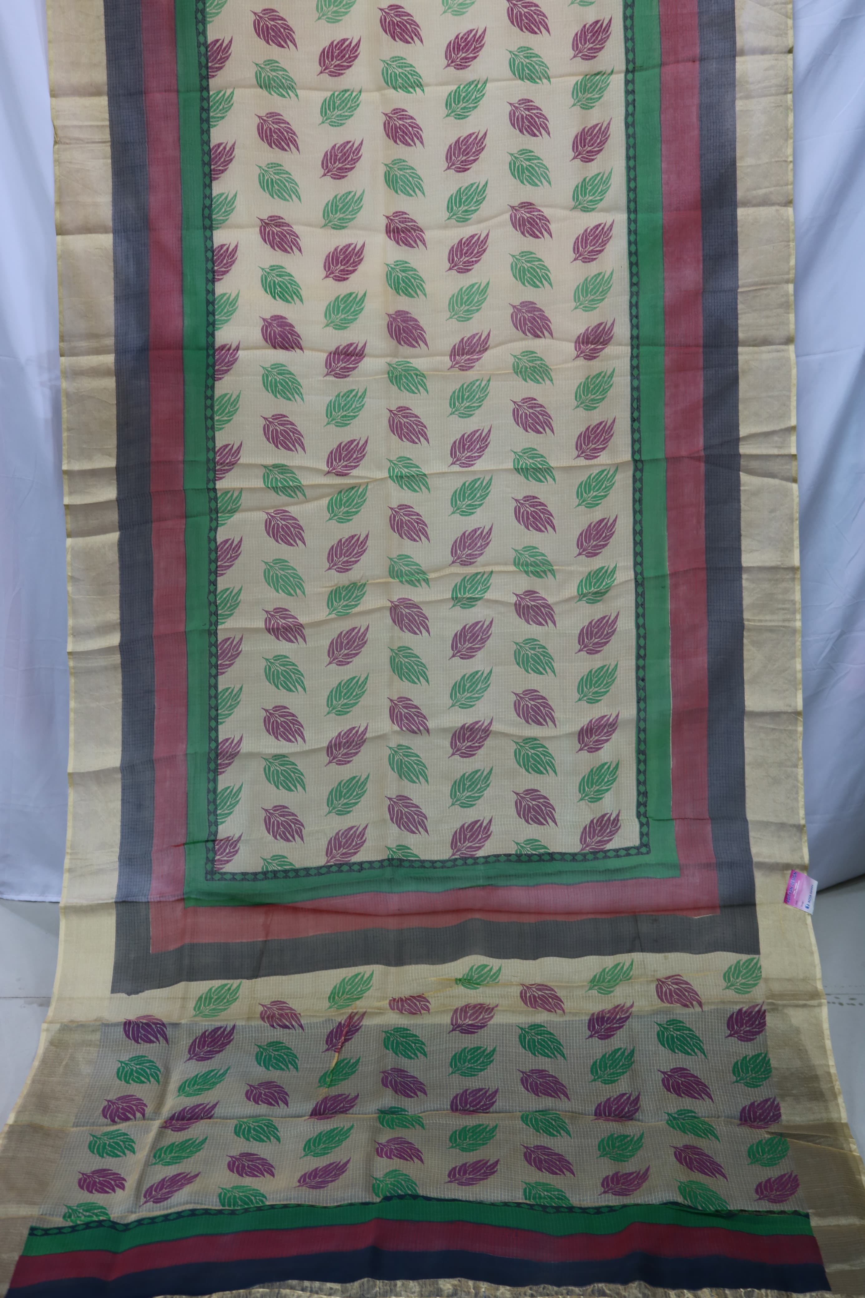 4 inchese jari border silk kota with pinte