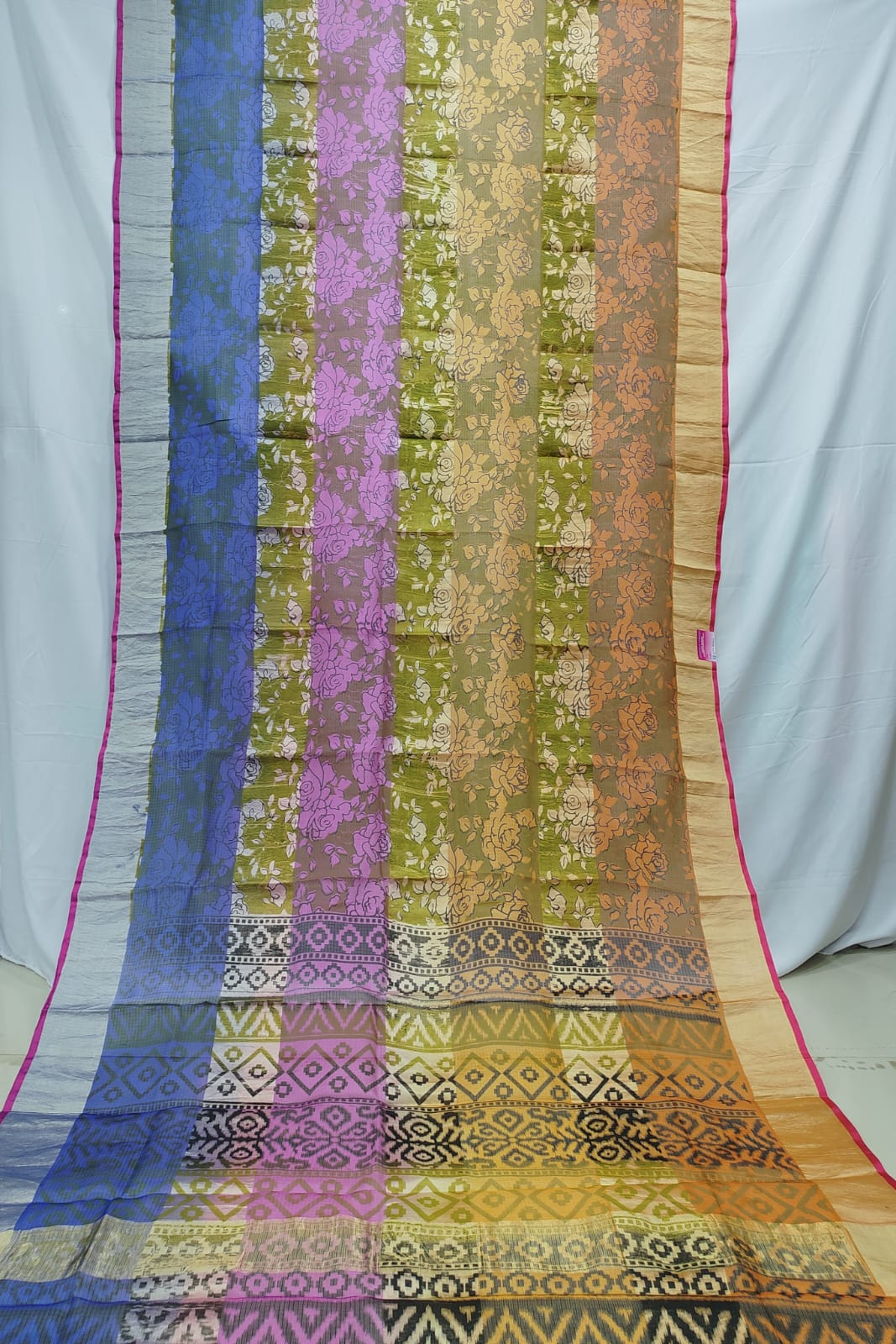 4 INCHES JARI BORDER SILK KOTA WITH  PINTE